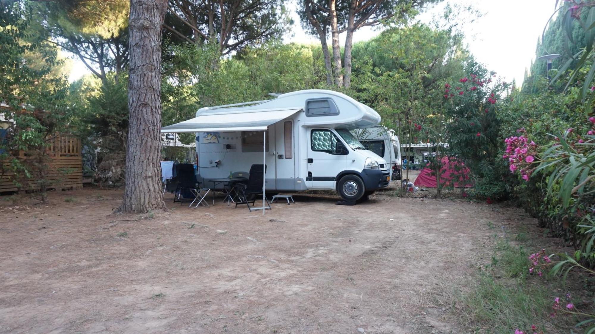 Ecolodge L'Etoile D'Argens Officiel Сен-Агулф Екстериор снимка