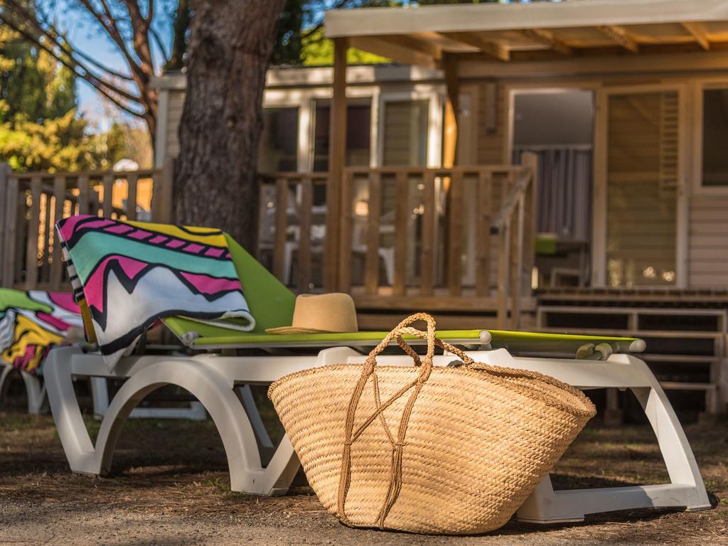 Ecolodge L'Etoile D'Argens Officiel Сен-Агулф Екстериор снимка